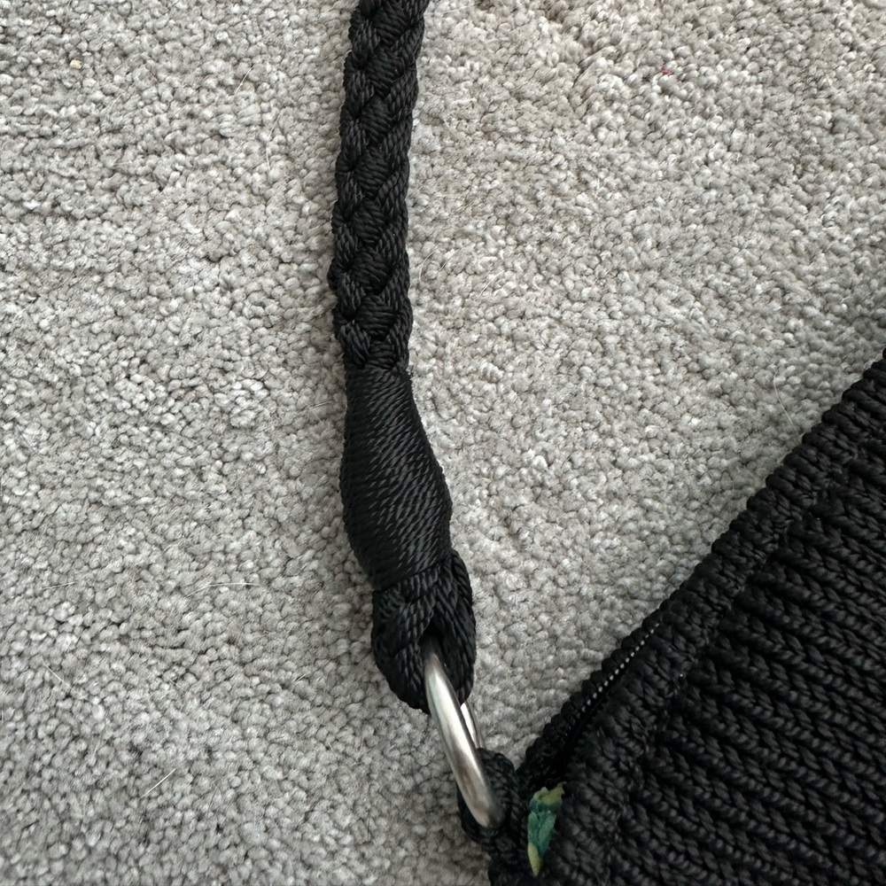 Black Lina purse with braided handle and groovy liner - Picture 3 of 6